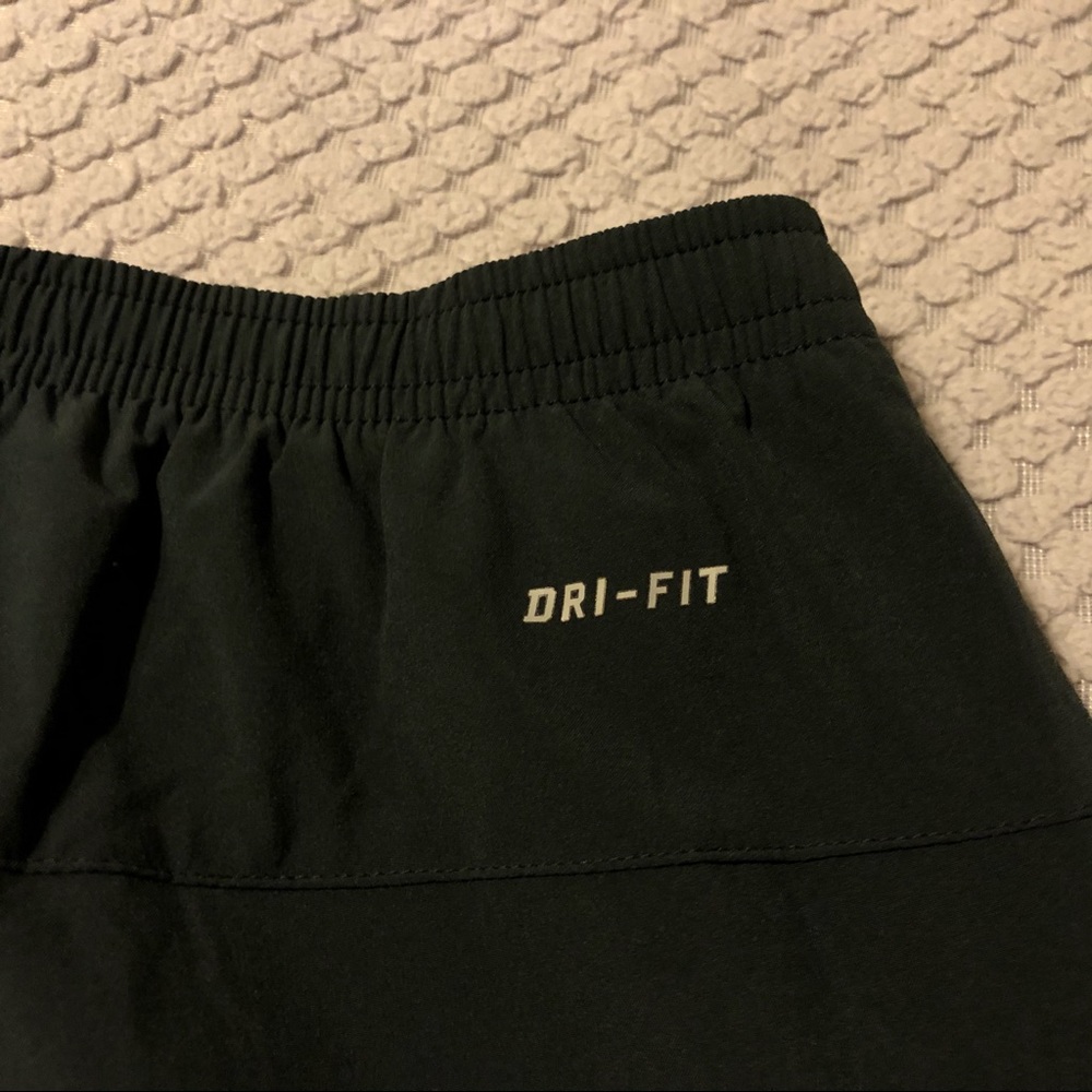 Nike Dri-Fit Running 2 Pocket Stretch Pants - Picture 6 of 9